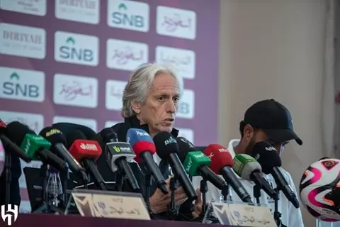 جيسوس يؤجّل حسم ملف الراحلين عن النصر